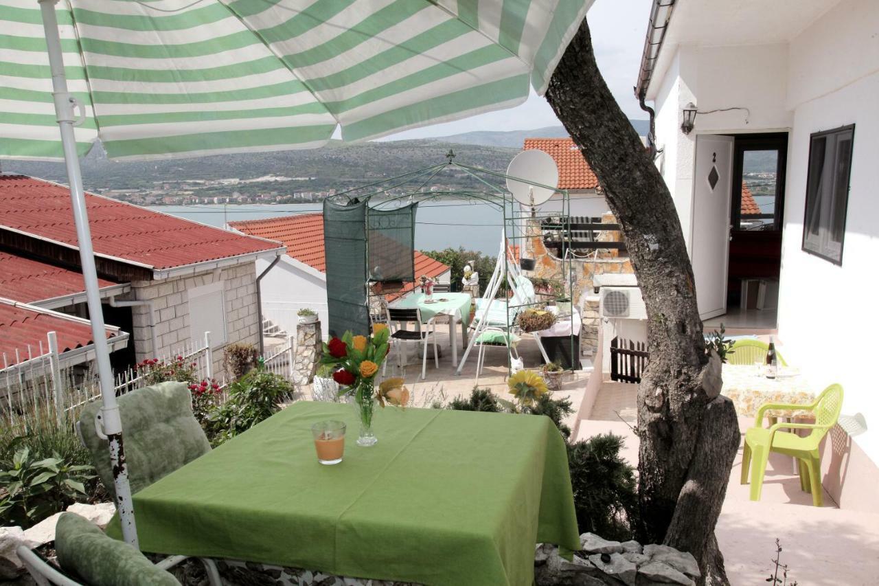 Apartmani Kate Trogir Exterior photo